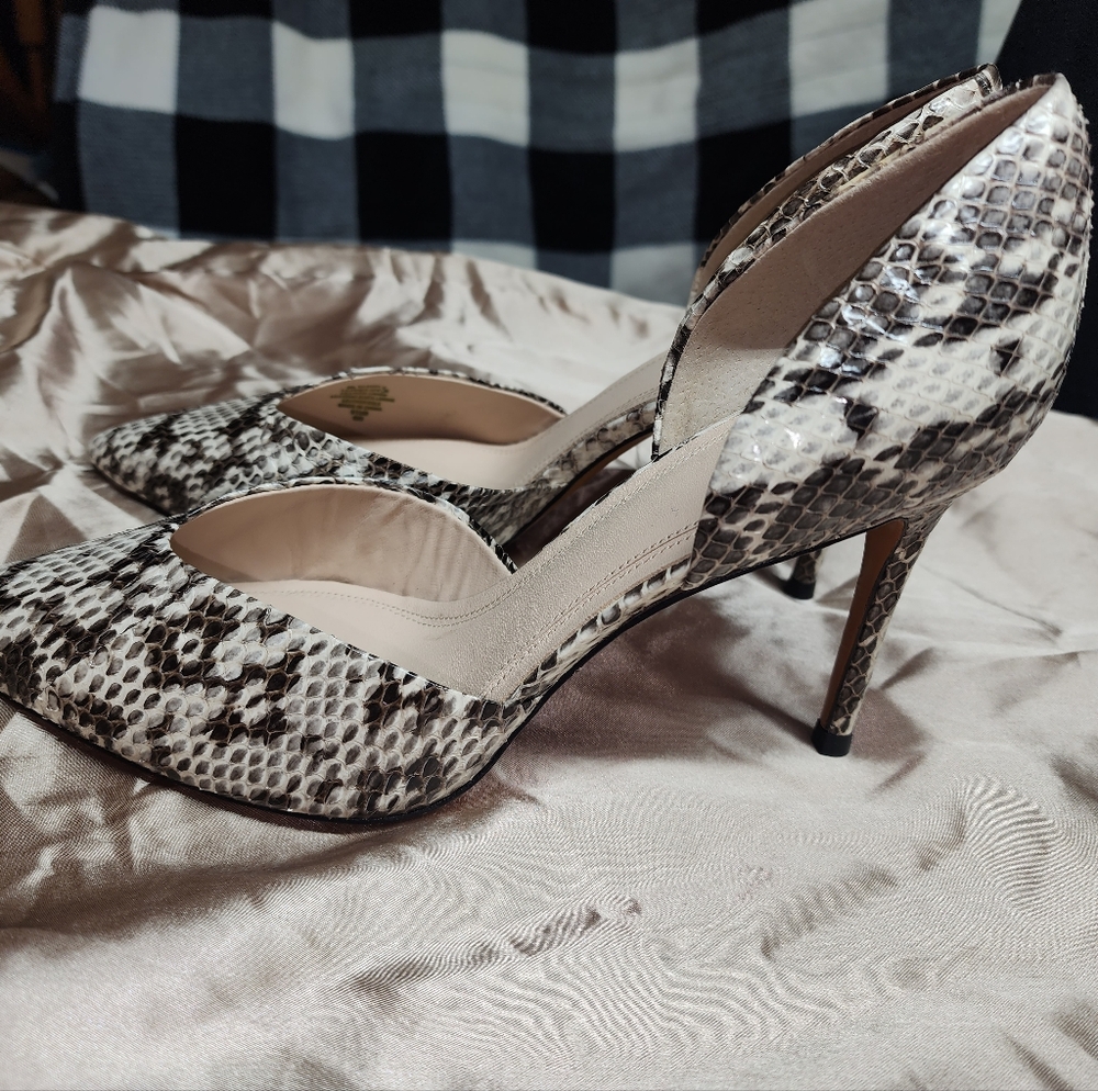 NWOT Marc Fisher Tammy d'Orsay Snake Print Pump - Picture 8 of 8